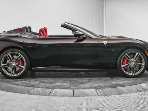 Used 2024 Ferrari Roma Spider image 10