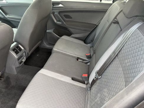 Used 2018 Volkswagen Tiguan S AWD/4WD image 11