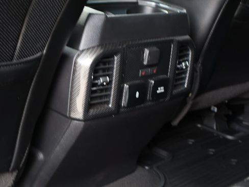 Used 2018 Ford F250 Lariat w/ Lariat Ultimate Package AWD/4WD image 26