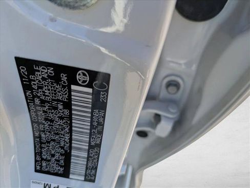 Certified 2021 Toyota Corolla XSE image 23