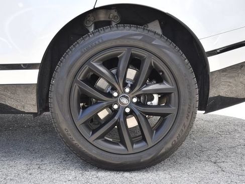 Used 2025 Land Rover Range Rover Velar Dynamic SE AWD/4WD image 30