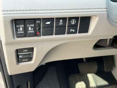 Used 2024 Honda Odyssey Touring image 15