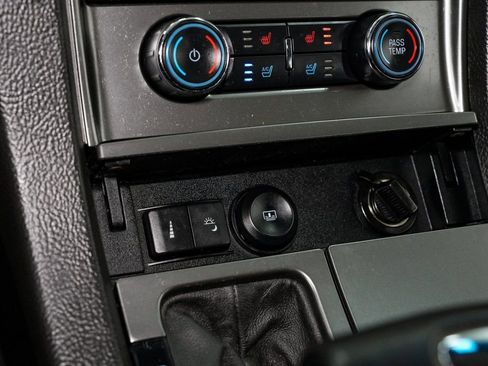 Used 2010 Ford Taurus Limited image 15