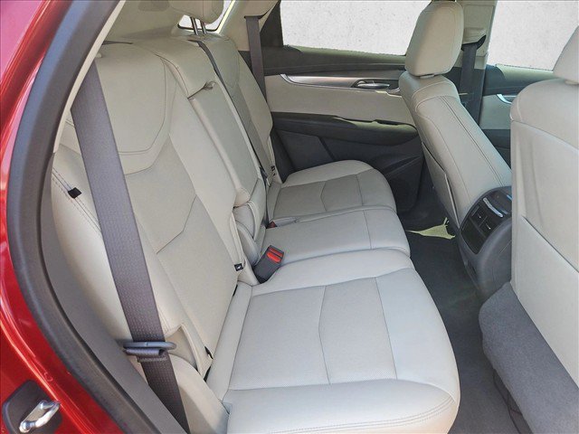 Used 2021 Cadillac XT5 Premium Luxury FWD image 22