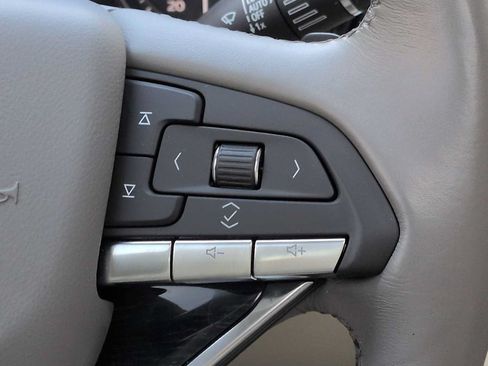 Used 2024 Cadillac XT6 Premium Luxury w/ Technology Package AWD/4WD image 27