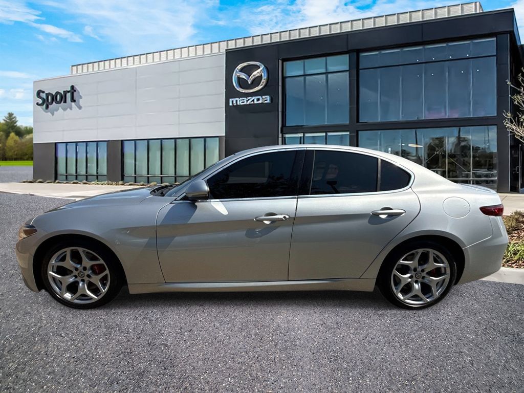 Used 2021 Alfa Romeo Giulia Ti w/ Active Assist 2 Package TI RWD image 7