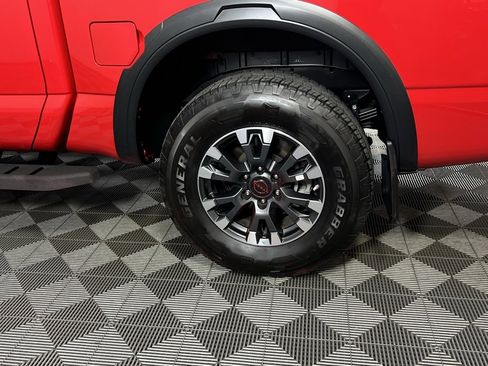 Used 2024 Nissan Titan PRO-4X w/ Pro-4x Utility Package image 12