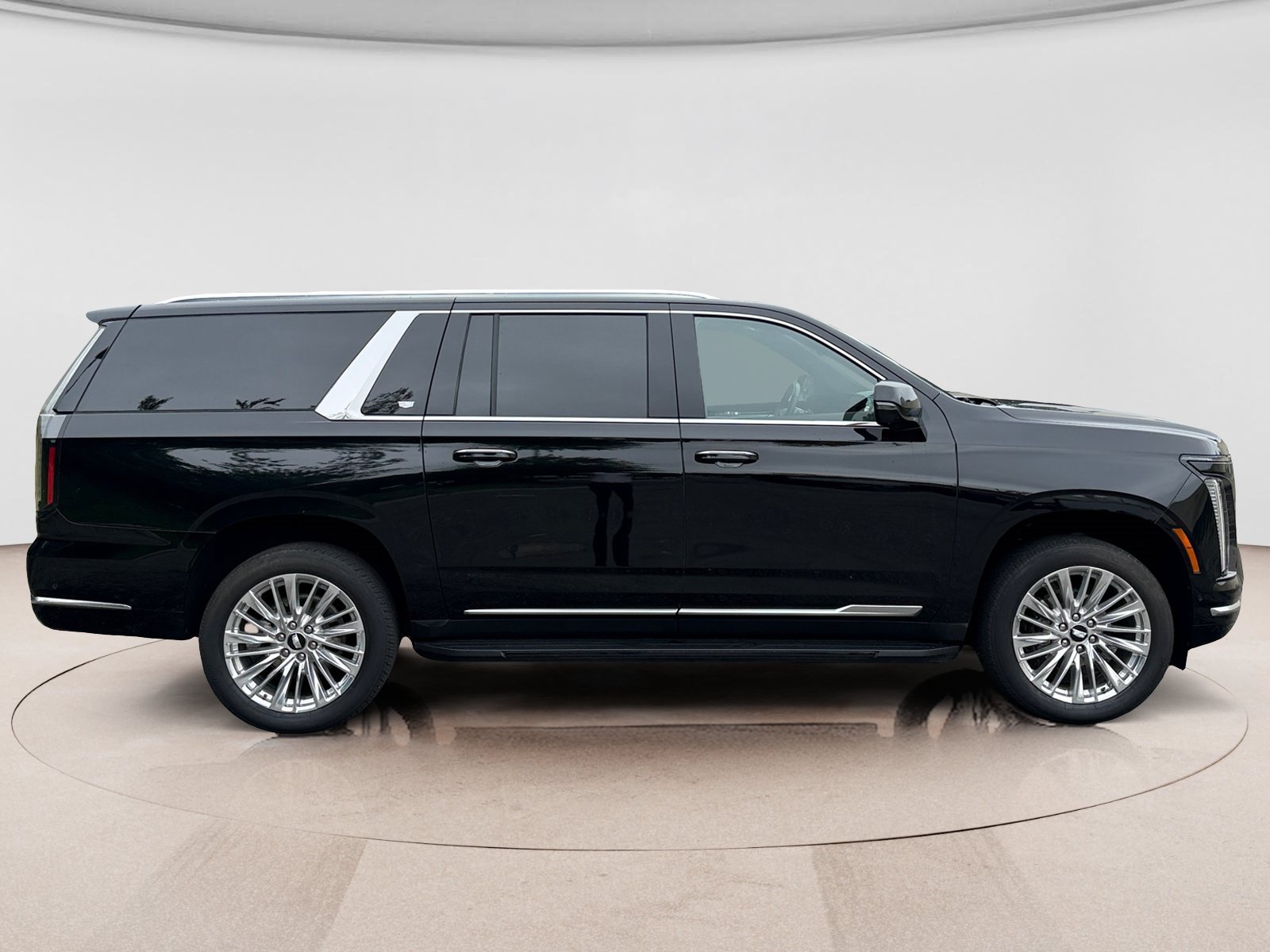 Used 2025 Cadillac Escalade ESV Premium Luxury AWD/4WD image 6