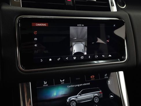 Used 2018 Land Rover Range Rover Sport HSE image 32
