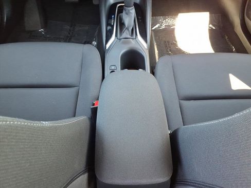 Used 2024 Toyota Corolla LE image 25
