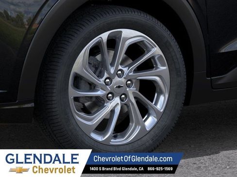 New 2027 Chevrolet Bolt LT w/ Comfort Package FWD image 9