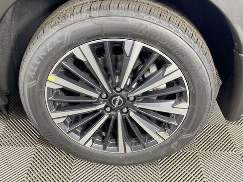 New 2026 Nissan Pathfinder Platinum image 20