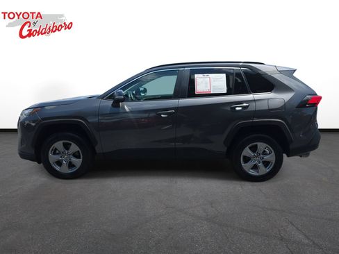 Used 2024 Toyota RAV4 XLE FWD image 8