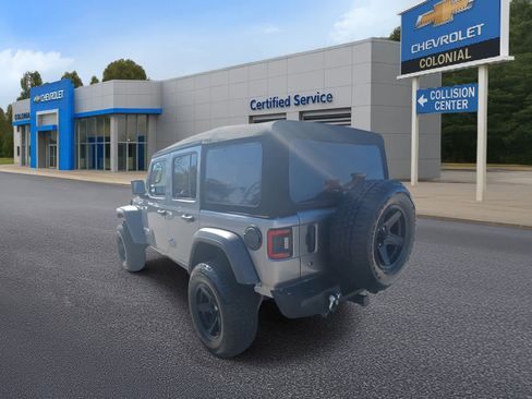 Used 2019 Jeep Wrangler Unlimited Sport S image 5