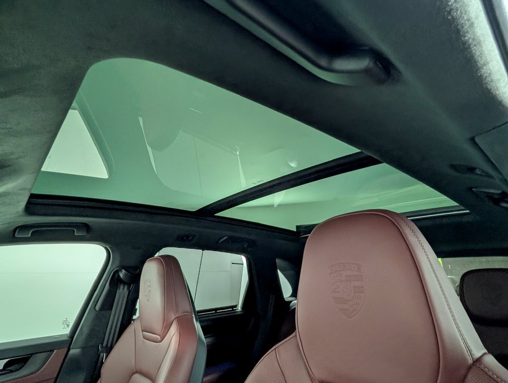 New 2026 Porsche Cayenne GTS AWD/4WD image 30
