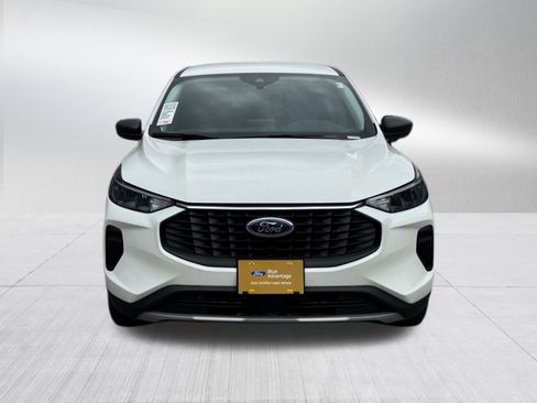 Certified 2023 Ford Escape Active AWD/4WD image 2