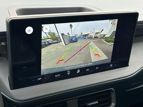 New 2026 Ford Maverick XL image 18