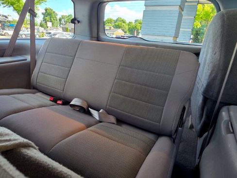 Used 2005 Ford Excursion XLT AWD/4WD image 21