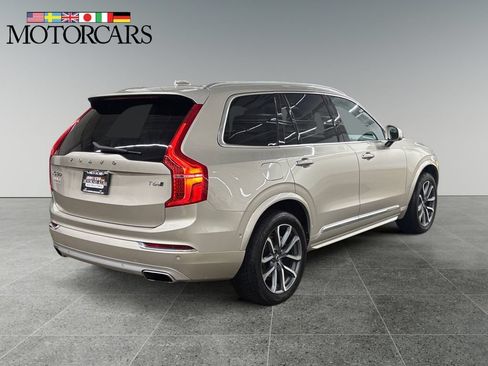 Used 2017 Volvo XC90 T6 Inscription w/ Vision Package AWD/4WD image 3