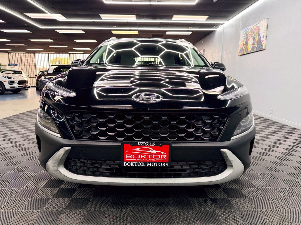 Used 2022 Hyundai Kona SEL w/ Cargo Package FWD image 4