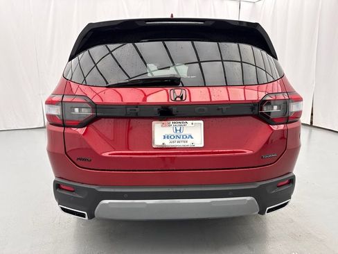 New 2026 Honda Pilot Touring image 7