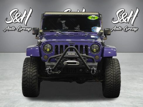 Used 2016 Jeep Wrangler Unlimited Sahara AWD/4WD image 21