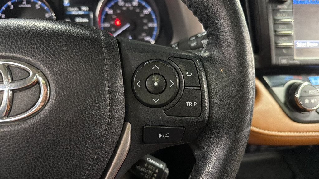 Used 2017 Toyota RAV4 Limited w/ Advanced Technology Package AWD/4WD image 26