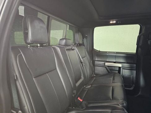 Certified 2019 Ford F150 Lariat w/ Equipment Group 502A Luxury image 15