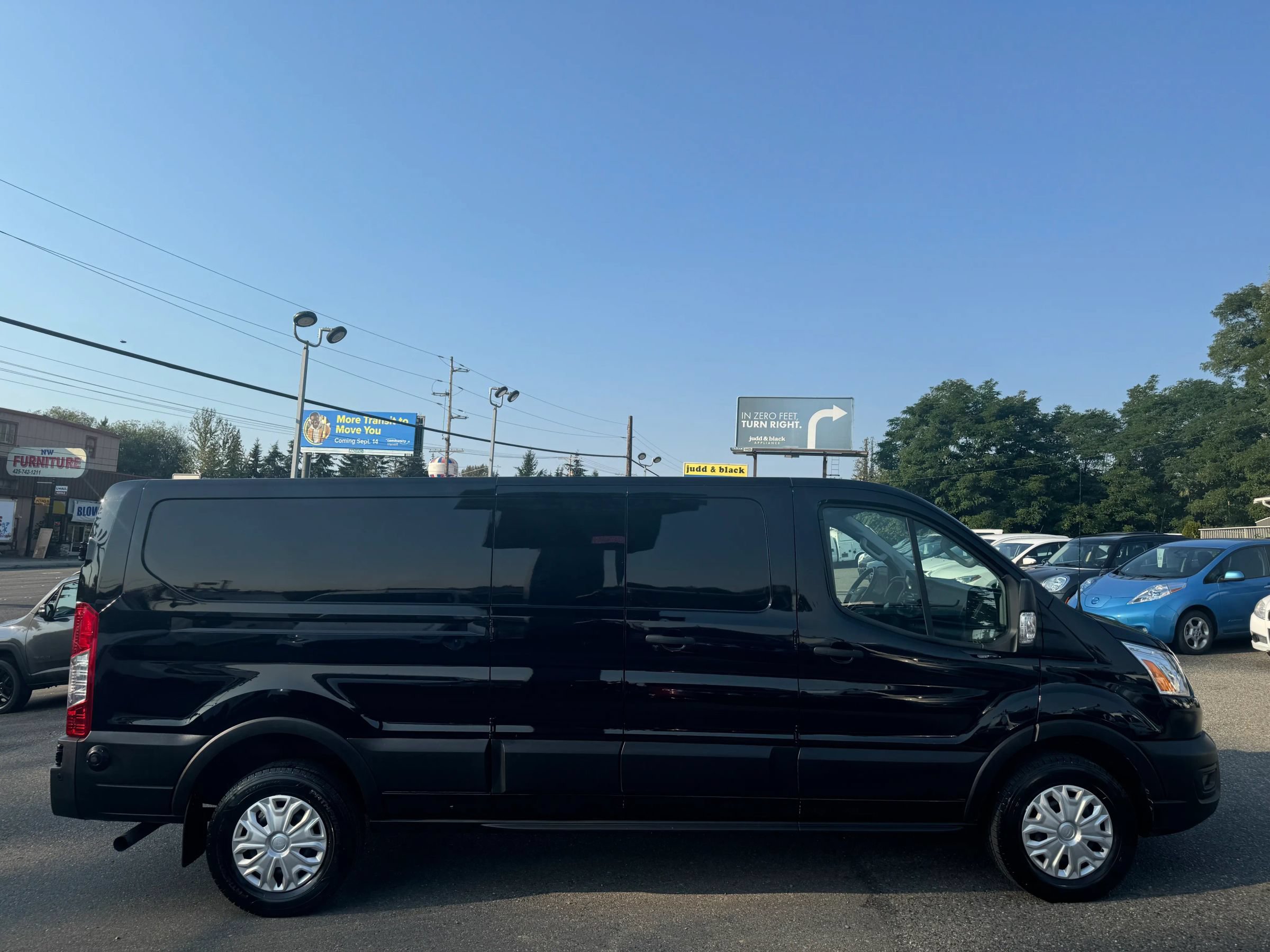 Used 2020 Ford Transit 250 Low Roof w/ Exterior Upgrade Package RWD image 8