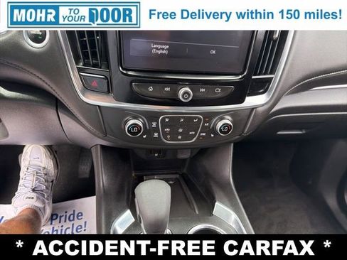 Used 2023 Chevrolet Traverse LT AWD/4WD image 17