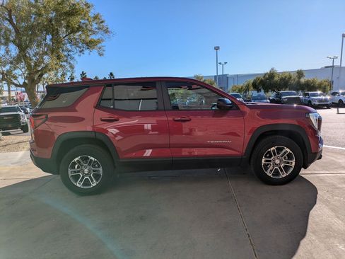 Certified 2025 GMC Terrain Elevation w/ Technology Package II image 6