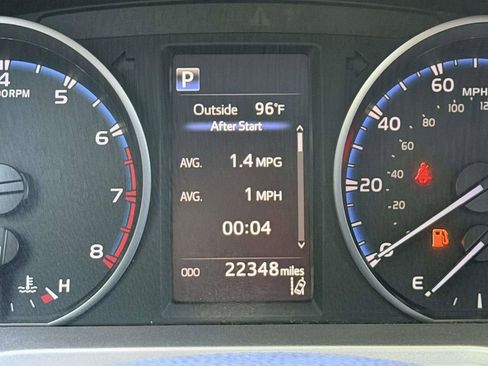 Certified 2018 Toyota RAV4 LE FWD image 11
