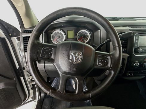 Used 2017 RAM 2500 Tradesman w/ Chrome Appearance Group image 11