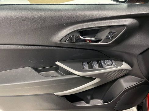 Used 2024 Chevrolet Trax LS w/ Driver Confidence Package image 17