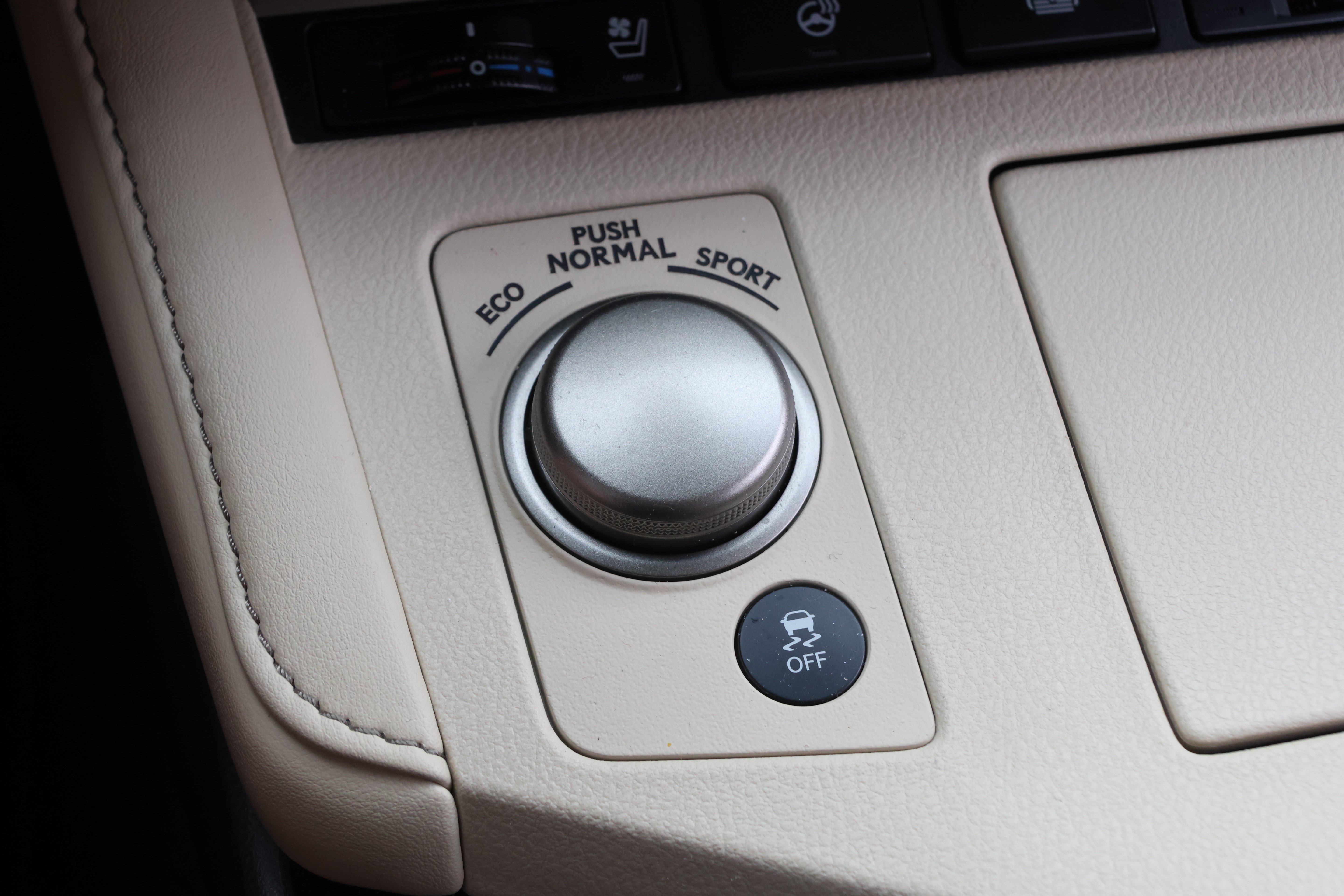 Used 2017 Lexus ES 350 w/ Luxury Package FWD image 26