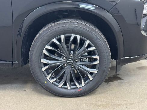 New 2026 Nissan Rogue Platinum w/ Platinum Premium Package image 4