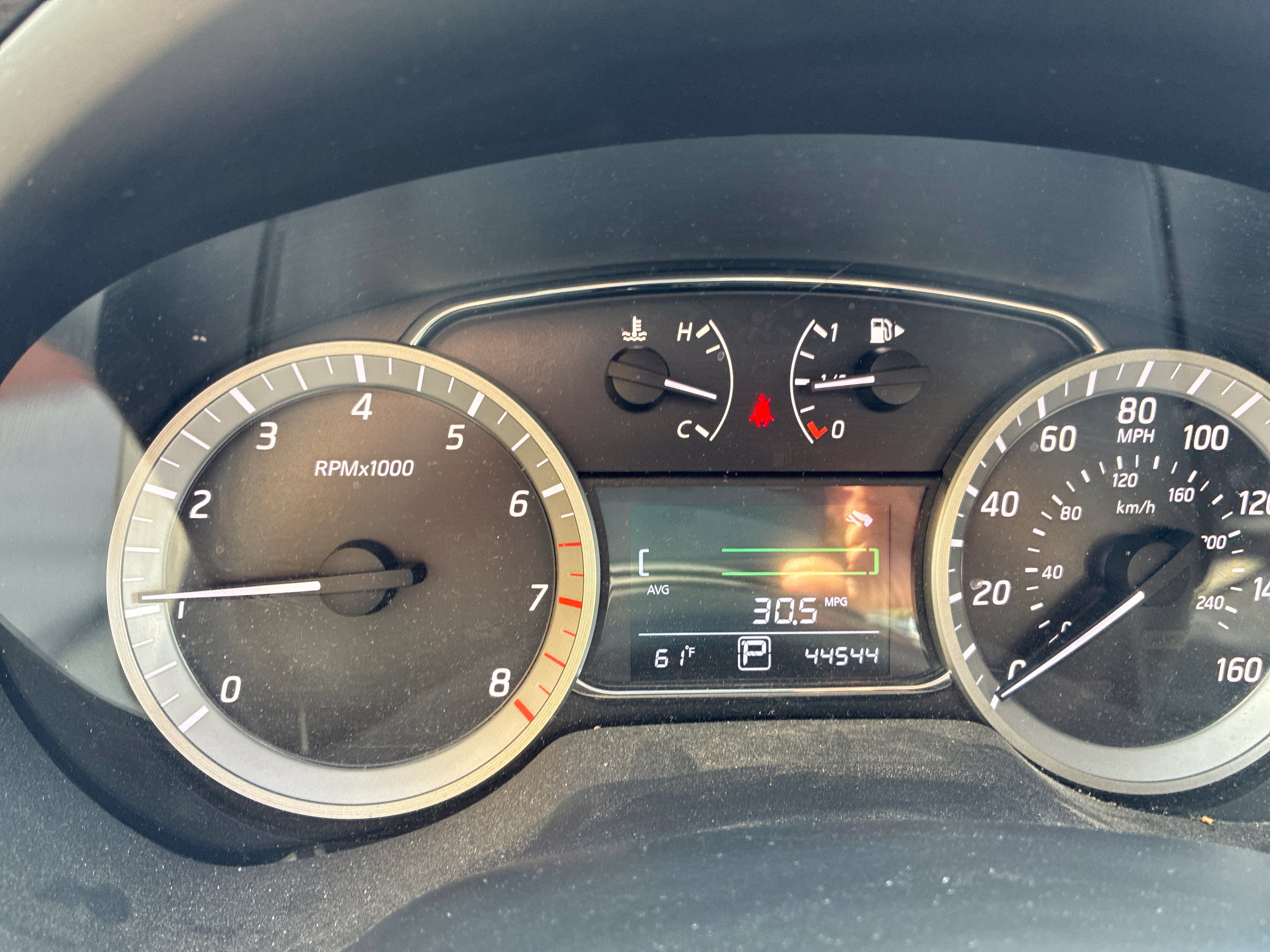 Used 2015 Nissan Sentra SV FWD image 8