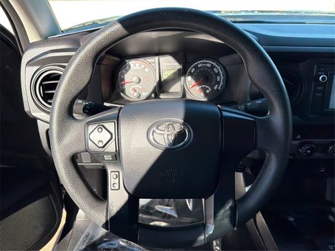 Used 2017 Toyota Tacoma SR w/ SR Convenience Package image 17