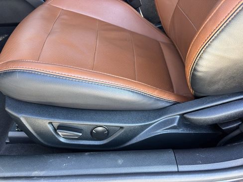 Used 2023 Ford Mustang GT Premium image 19