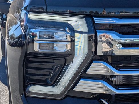 Used 2025 Chevrolet Silverado 3500 High Country w/ High Country Premium Package image 10