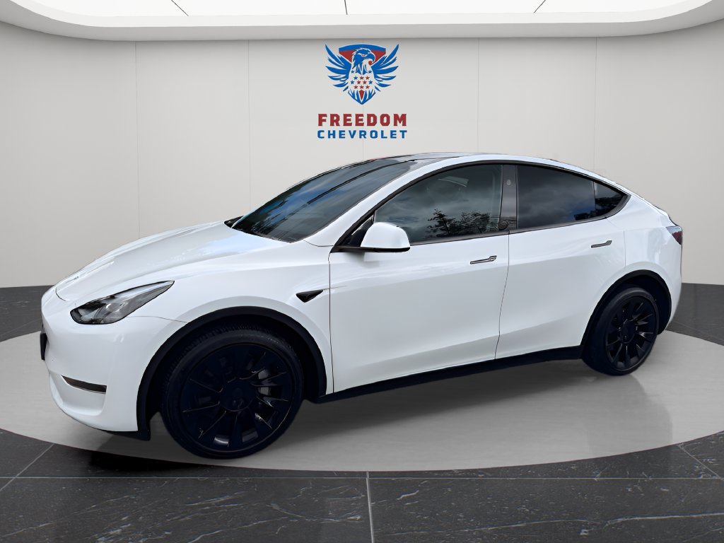 Used 2023 Tesla Model Y Long Range AWD/4WD image 2