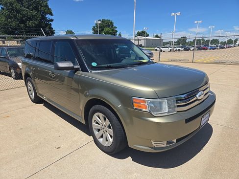 Used 2012 Ford Flex SE FWD image 4