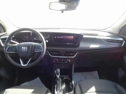 Used 2024 Buick Encore GX Preferred w/ Comfort Package image 11