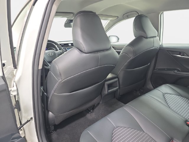 Used 2020 Toyota Camry SE AWD/4WD image 12