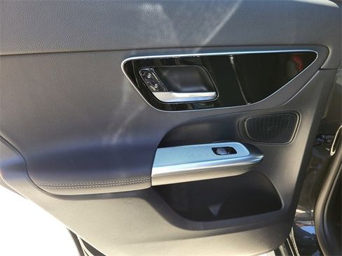 New 2026 Mercedes-Benz GLC 300 4MATIC image 36