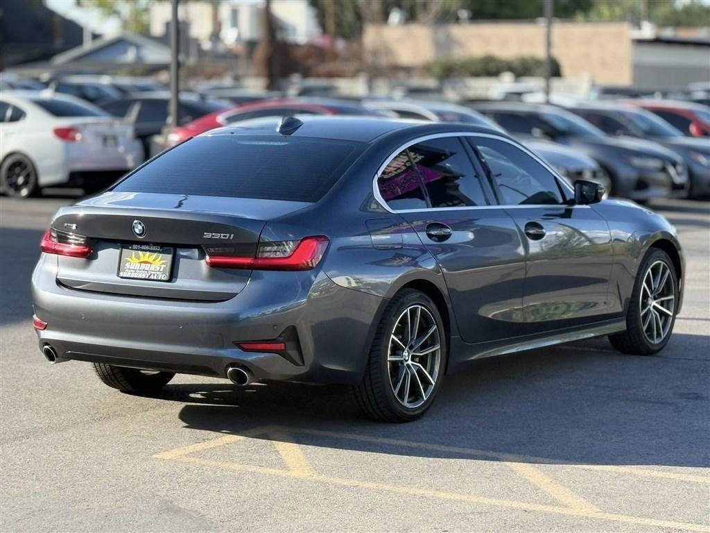Used 2021 BMW 330i xDrive Sedan AWD/4WD image 7