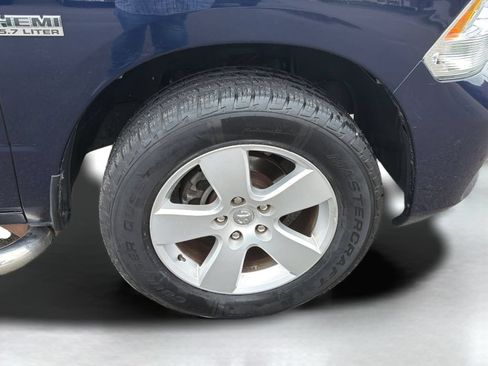 Used 2012 RAM 1500 Express RWD image 18