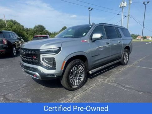 Certified 2025 Chevrolet Suburban Z71 AWD/4WD image 4