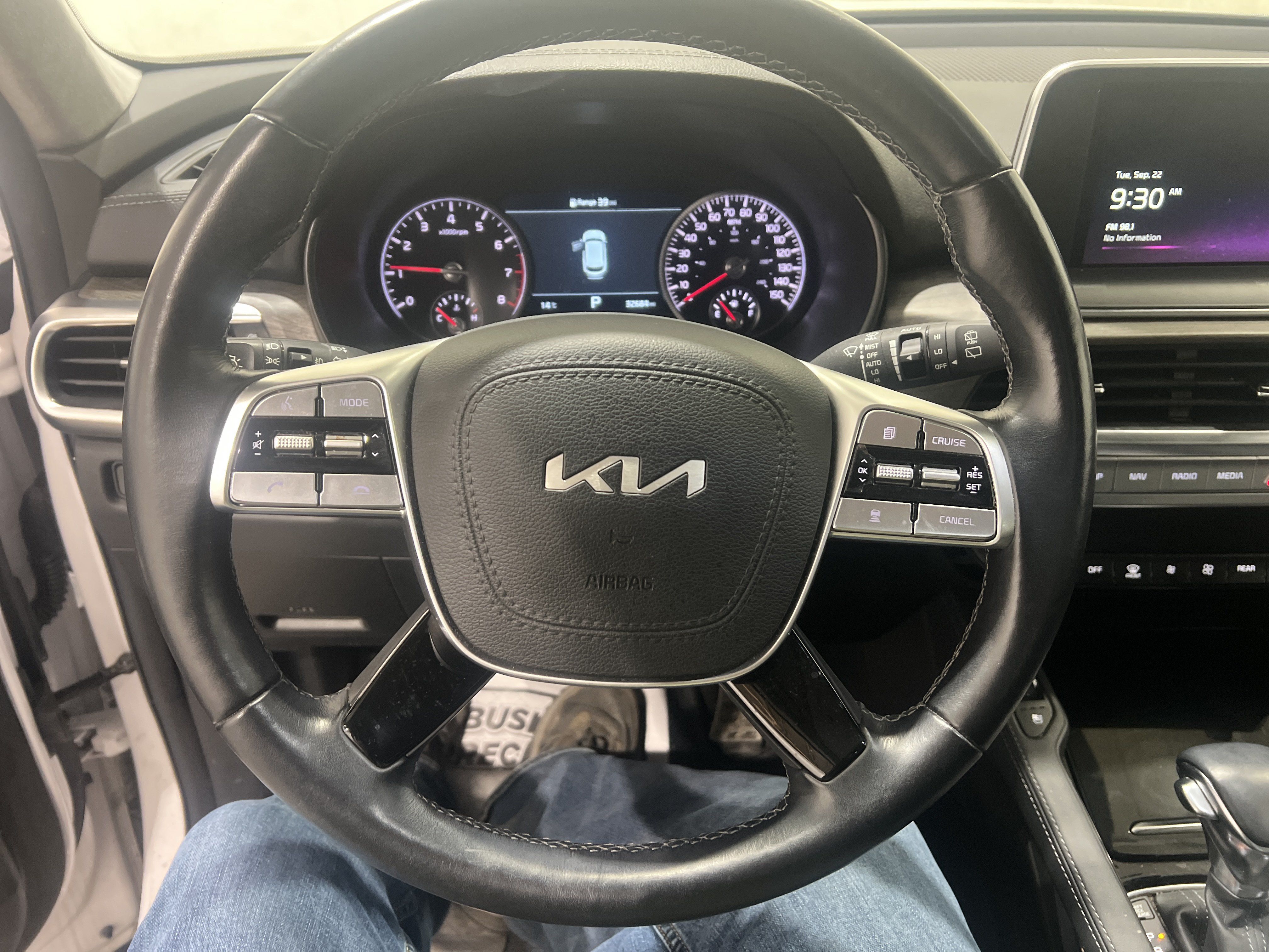 Used 2022 Kia Telluride SX AWD/4WD image 7