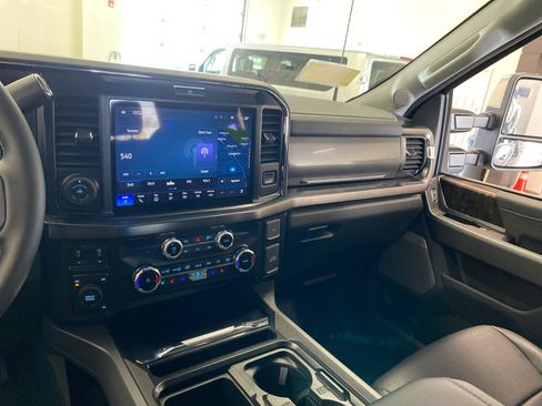 New 2026 Ford F250 Lariat w/ Lariat Ultimate Package image 12